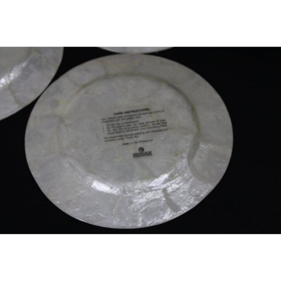 Set of 6 Capiz Serveware Floral Plates From Philippines - Picture 13 of 15